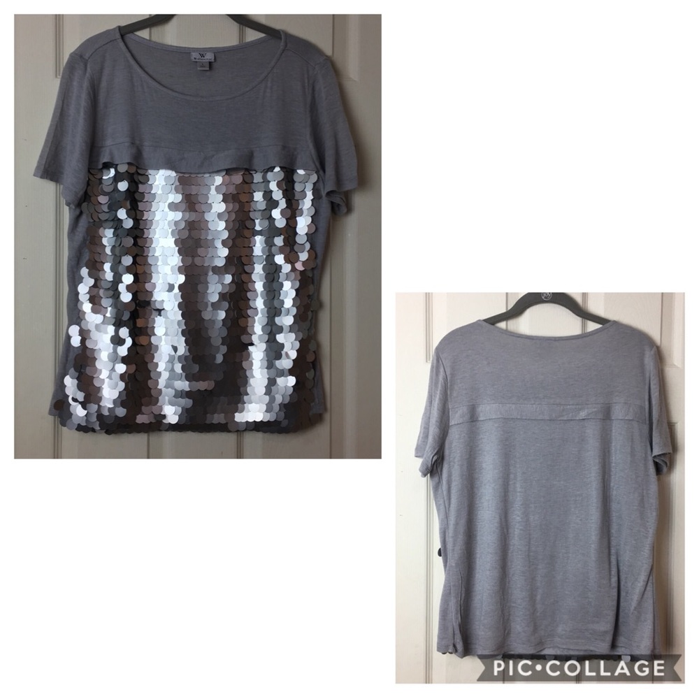 4/$25 sale Worthington sweater with large sequins